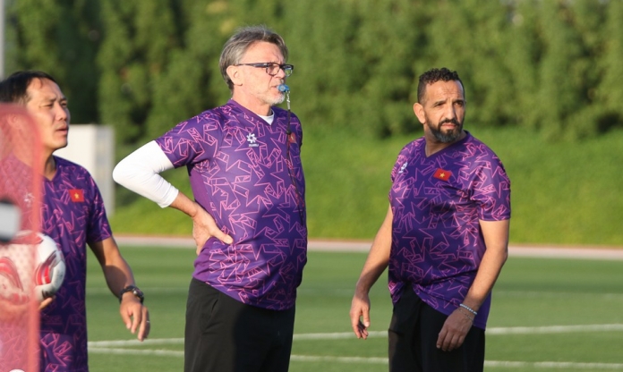 Đấu Tajikistan, U23 Việt Nam có HLV mới thay Troussier