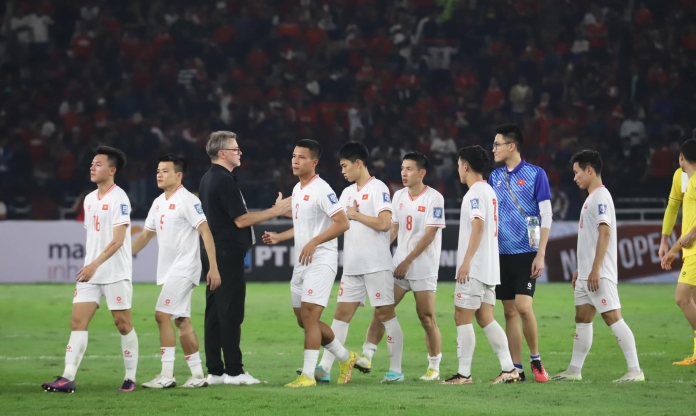 VFF có hành động với NHM Việt Nam sau vụ HLV Troussier