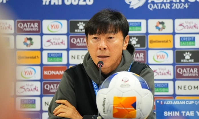 HLV Shin Tae-yong muốn trọng tài nghỉ việc sau trận thua Iraq