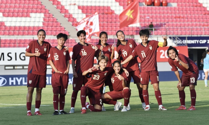 Thắng cực đậm 7-0, Thái Lan loại Campuchia khỏi AFF Cup