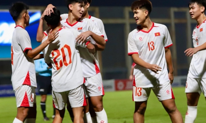 Thắng 6-0 Singapore, U17 Việt Nam vẫn xếp sau Malaysia