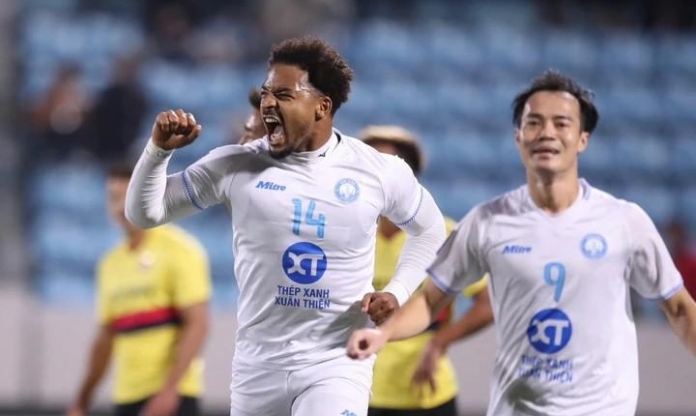 Xuân Son sắp vô địch mọi giải đấu ở Việt Nam