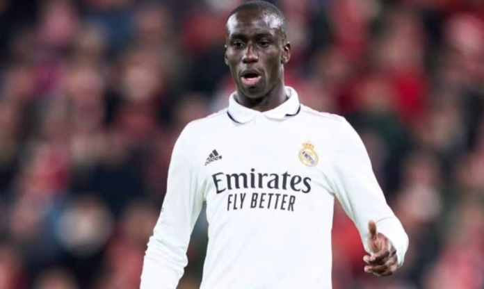 Chán cảnh 'chứa chấp' Mendy, Real bạo chi với cầu thủ 'từng khiến Barca phải trả giá'