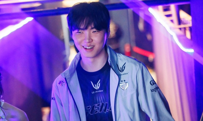 Doinb khẳng định: 'Ai thắng trận Gen.G vs HLE sẽ là nhà vô địch CKTG 2025'