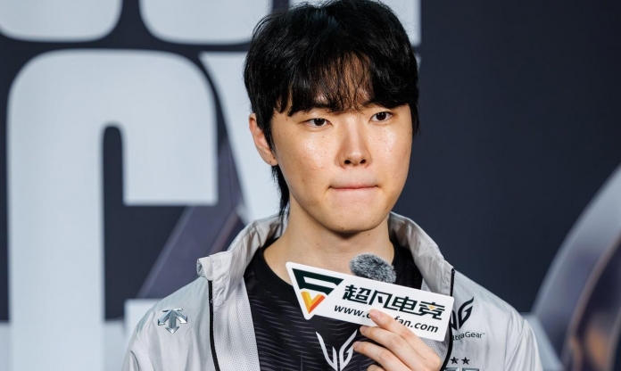 Chovy chia sẻ đầy đau lòng dù nhận giải 'Tuyển thủ xuất sắc nhất năm'