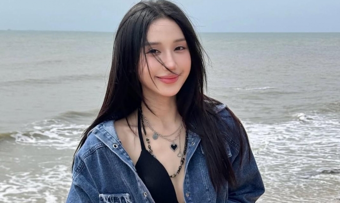 Hot girl hàng đầu làng LMHT rút khỏi sự kiện T1 đến Việt Nam vì loạt drama gây phẫn nộ