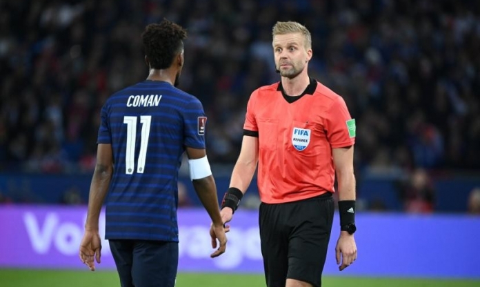 'Vua thẻ' trẻ hơn Neuer bắt chính trận Arsenal và Bayern