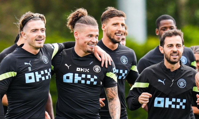 Duyệt chi 35 triệu bảng, Liverpool gây sốc với ngôi sao của Man City