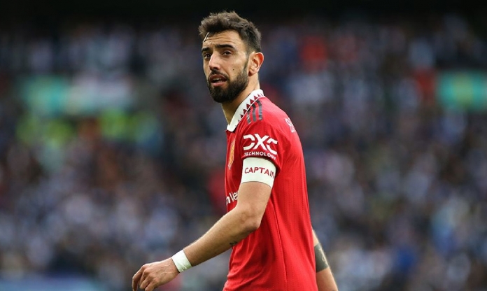 Rõ mức độ chấn thương của Bruno Fernandes sau trận bán kết FA Cup