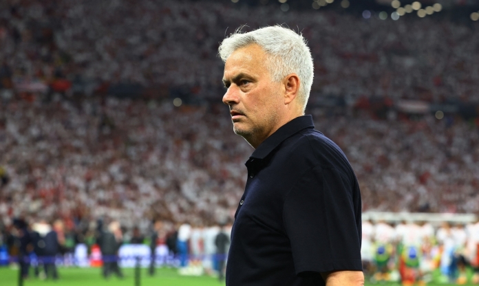Roma lỡ hẹn với danh hiệu Europa League: Quá nghiệt ngã cho Jose Mourinho