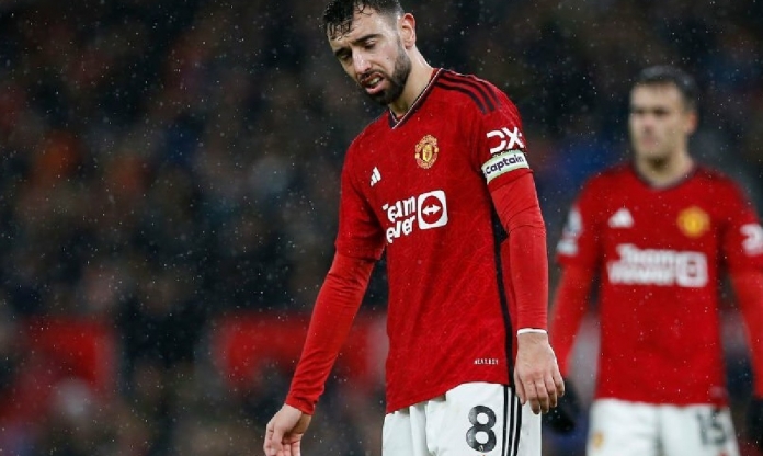 MU ‘thua đơn thiệt kép’, mất Bruno Fernandes ở đại chiến với Liverpool