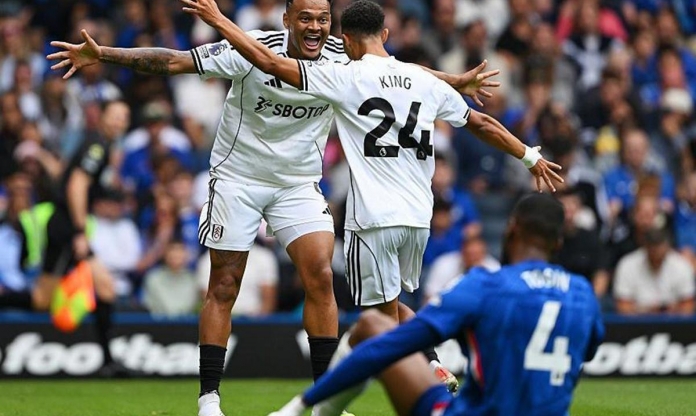 'VAR trong trận Chelsea với Fulham đích thị là một trò hề'