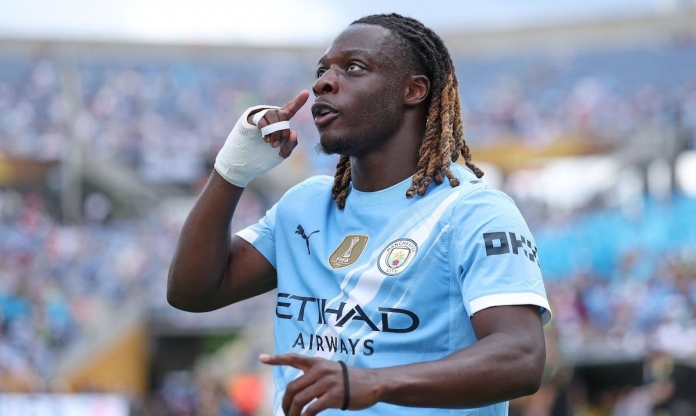 Jeremy Doku và màn trình diễn 'gây ác mộng' cho Liverpool