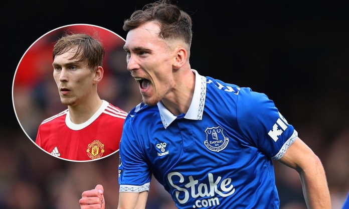 MU bị người cũ gieo sầu trong ngày trở lại Old Trafford