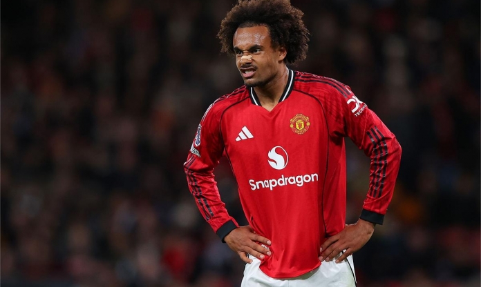 Zirkzee và màn trình diễn đáng quên trước Everton