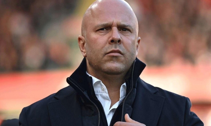 Liverpool tính mang huyền thoại trở lại sân Anfield