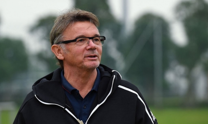 HLV Troussier chỉ thẳng đội bóng mạnh nhất tại SEA Games 32