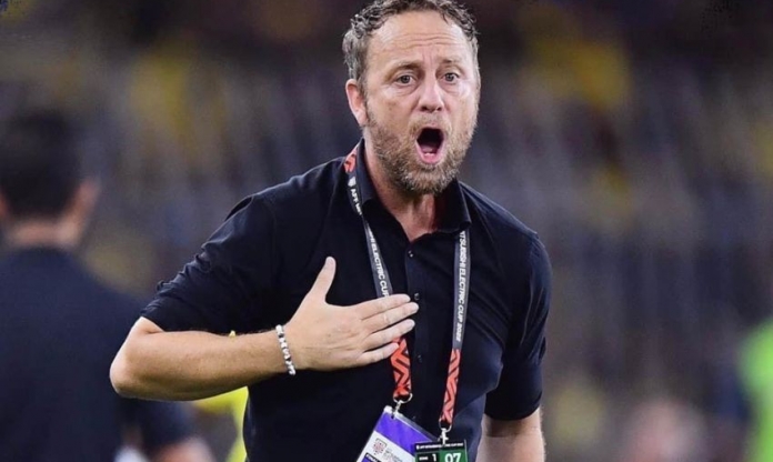 HLV ĐT Thái Lan nói gì về tin đồn dẫn dắt 'dải ngân hà' của V-League?