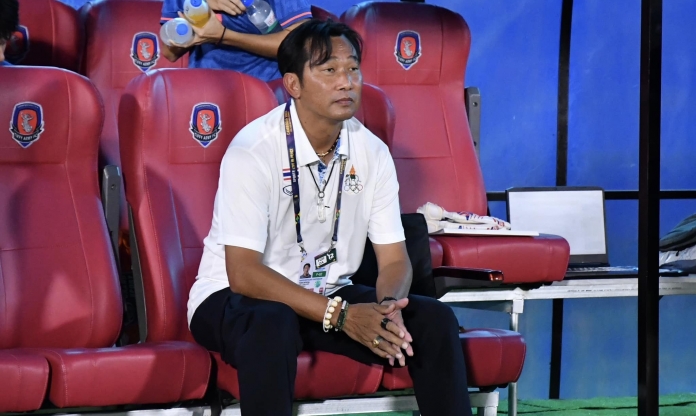 Thua sốc ở bán kết, HLV Thái Lan chỉ thẳng đội bóng vô địch SEA Games 32