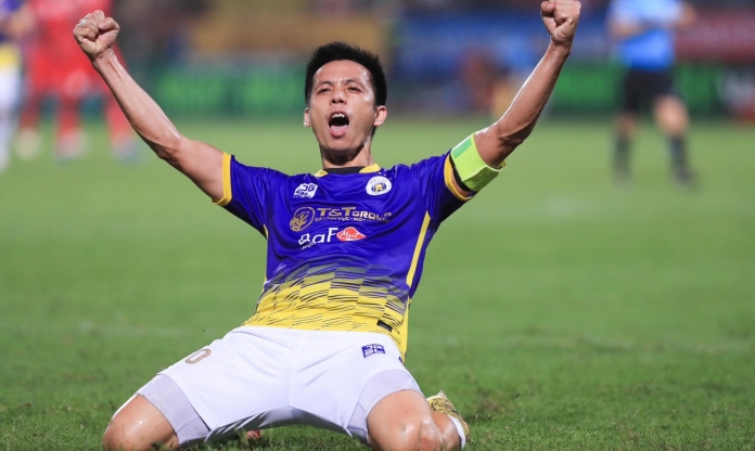 Văn Quyết có thể sớm trở lại giai đoạn 2 V-League sau án treo giò 8 trận