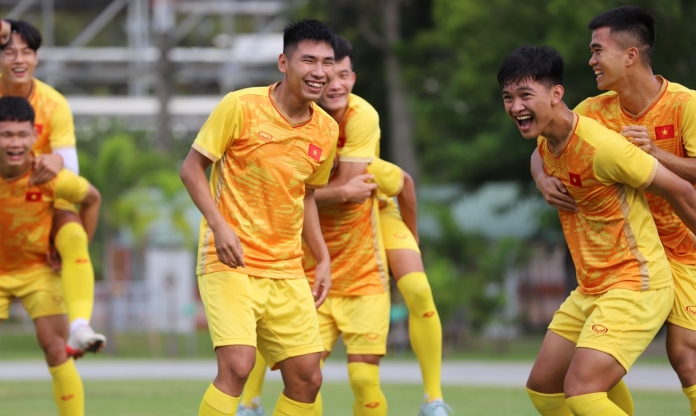 U23 Việt Nam tập chiến thuật, sẵn sàng cho trận ra quân gặp Lào
