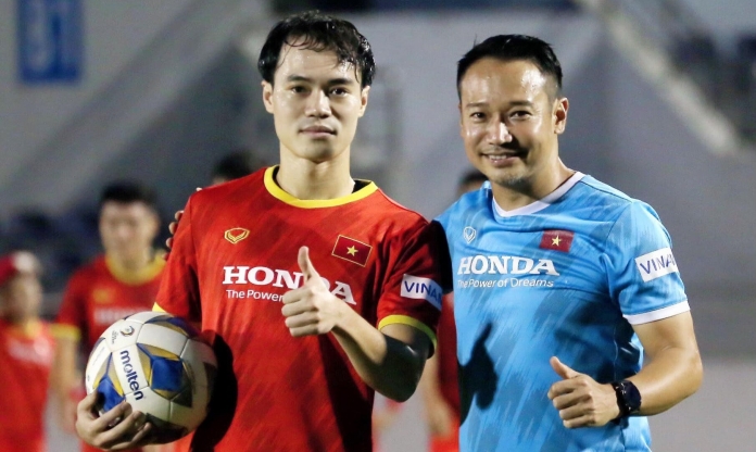 HLV V-League đánh giá thật lòng về Văn Toàn