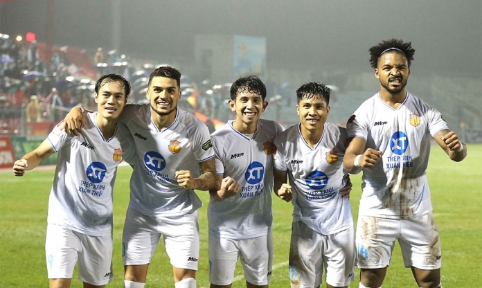 'Đại gia V-League' nhận một loạt tin vui trước thềm đại chiến CAHN