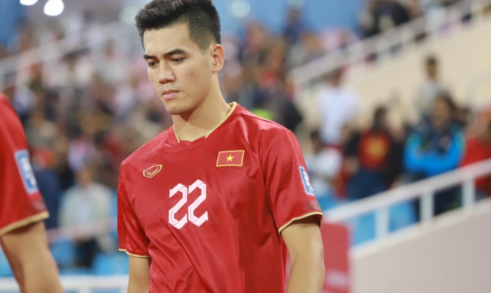 Tiến Linh làm gì sau khi giúp Bình Dương dẫn đầu V-League?