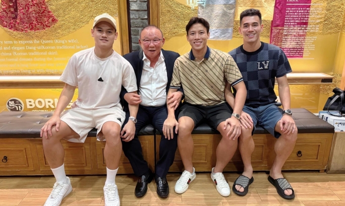 HLV Park Hang Seo tái ngộ dàn sao ĐT Việt Nam