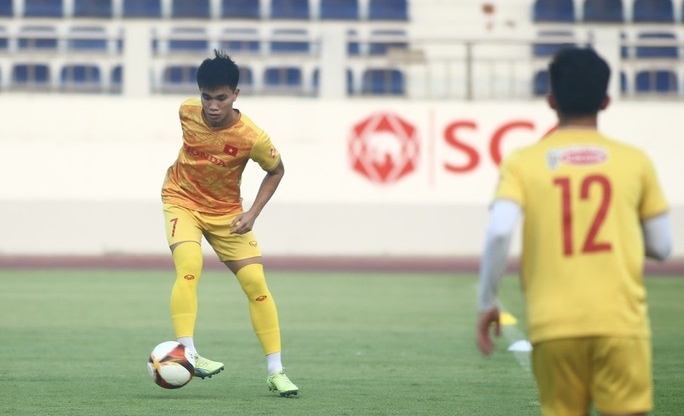 Trụ cột số 1 của U22 Việt Nam báo tin vui cho HLV Troussier trước SEA Games