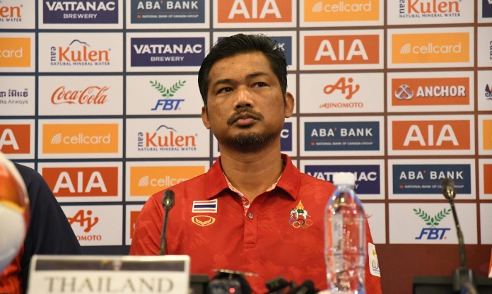 HLV Thái Lan soi giò U22 Việt Nam sau chiến thắng đầu ở SEA Games 32