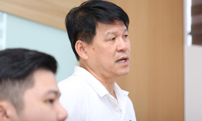 HLV Vũ Tiến Thành hết lời khen học trò sau trận thua ngược