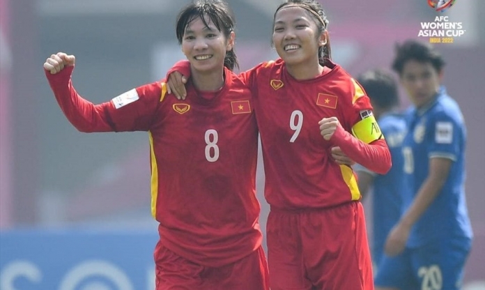 Thùy Trang xác nhận được Lank FC mời sang thi đấu