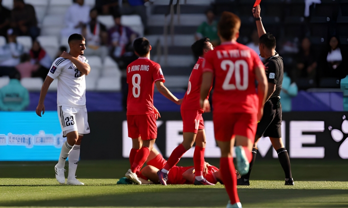 AFC phạt Khuất Văn Khang, ĐT Việt Nam nhận tin buồn ở VL World Cup