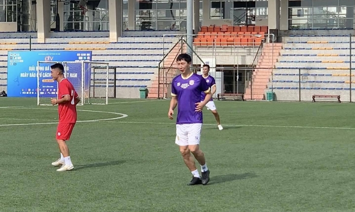 HLV Kim Sang Sik đá trận cầu đặc biệt ở Việt Nam
