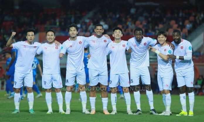 2 đội bóng Việt Nam nguy cơ bị cấm dự V-League 2024/25
