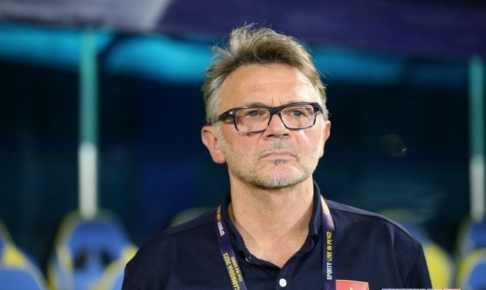 HLV Troussier lý giải trận thua đậm của ĐT Trung Quốc, nhớ lại 'nỗi đau' ở Việt Nam?