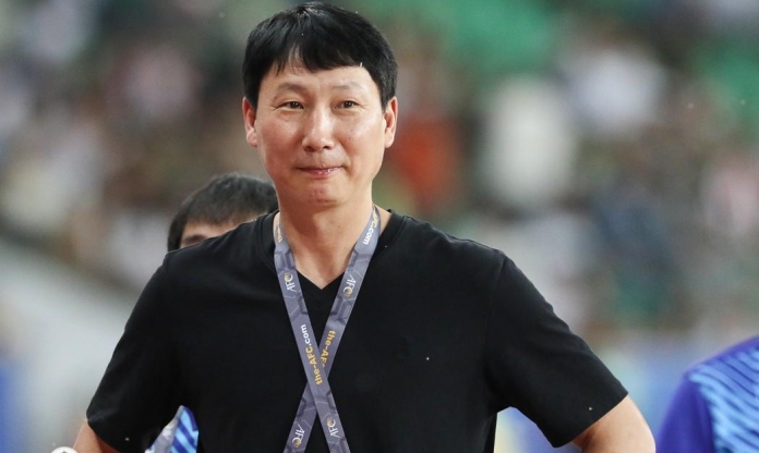 Vì sao HLV Kim Sang Sik được chọn dẫn ASEAN All-Stars đấu MU?