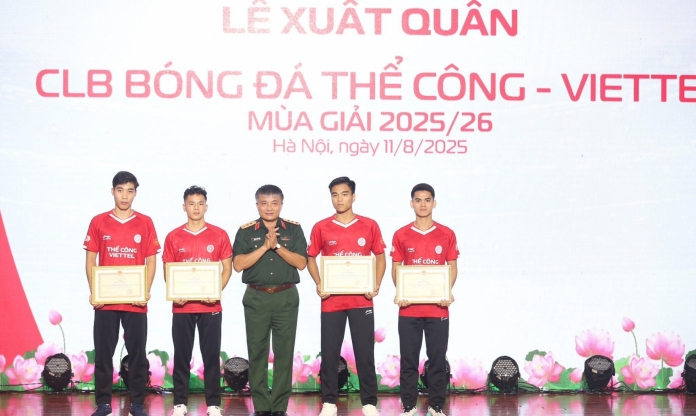 4 tuyển thủ U23 Việt Nam nhận bằng khen cao quý
