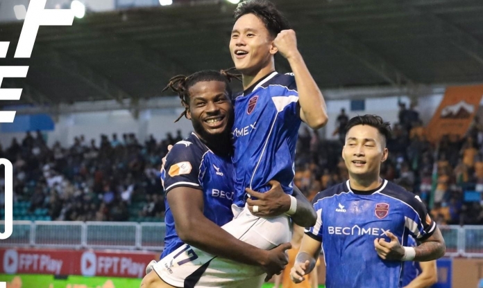 HAGL thua đậm 0-3 Becamex TPHCM ở vòng 1 V-League
