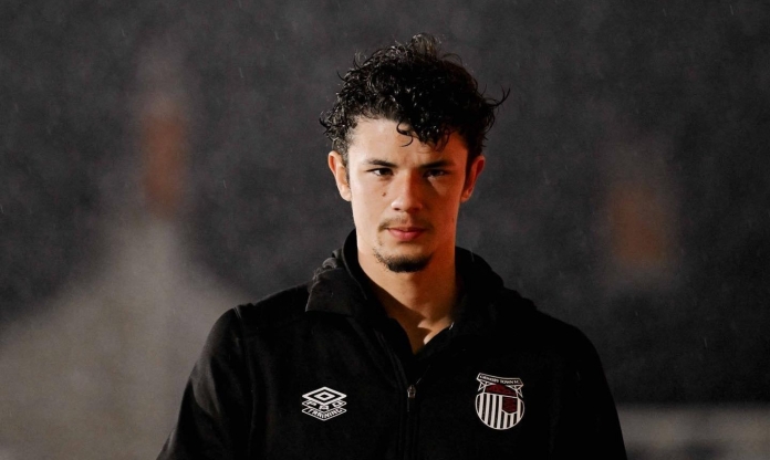 FIFA ra phán quyết về cựu cầu thủ Chelsea thi đấu cho ĐT Thái Lan