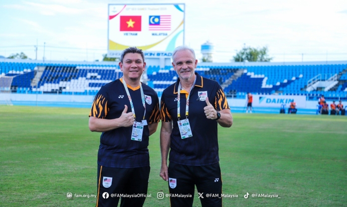 HLV Malaysia: 'ĐT Việt Nam quá mạnh'