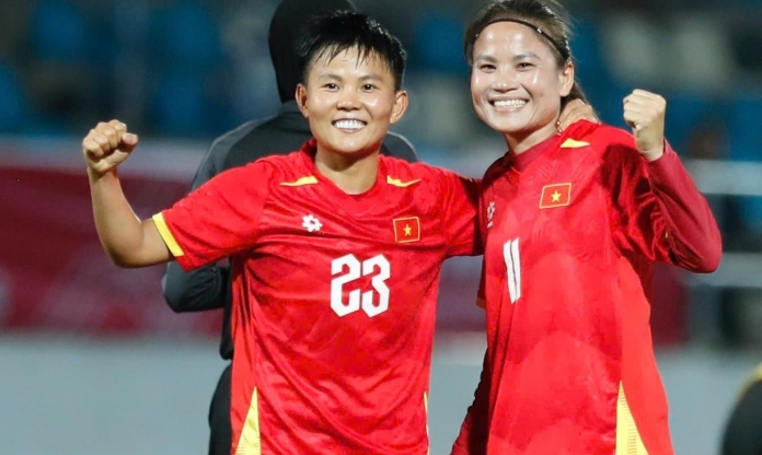 Lật cổ chân ngay trước trận đấu, tuyển thủ nữ Việt Nam lập hat-trick đẳng cấp vào lưới Malaysia