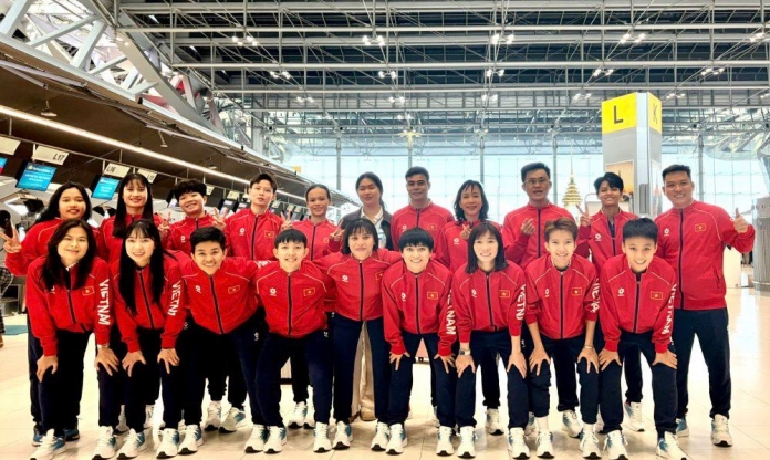 ĐT futsal nữ Việt Nam về nước sau tấm HCV SEA Games lịch sử