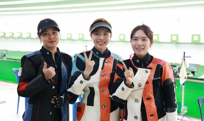 Mỹ nhân bắn súng Việt Nam không giấu nỗi cảm xúc khi lỡ HCV