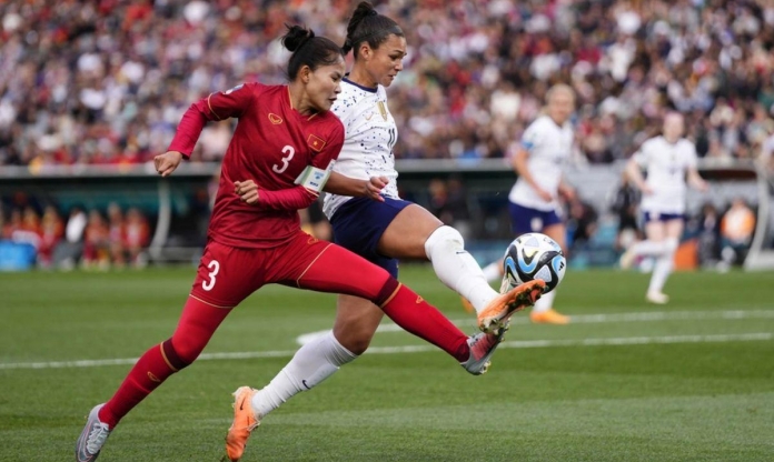 AFC bất ngờ vinh danh trung vệ số 1 Việt Nam