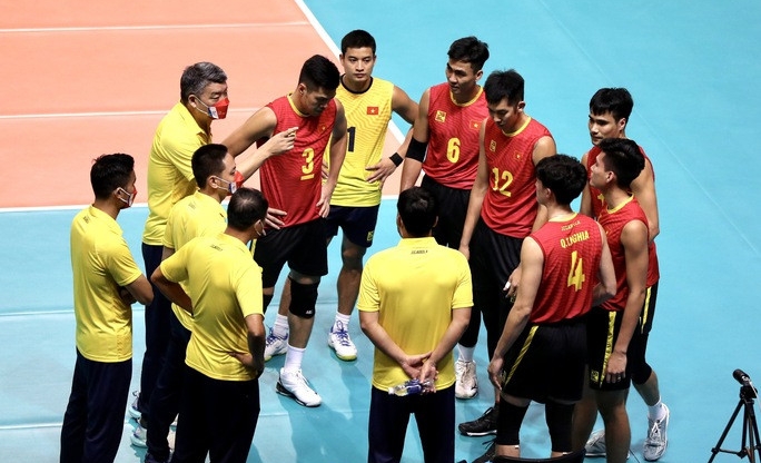 Bóng chuyền nam Việt Nam thắng 'áp đảo' trận ra quân SEA Games 32
