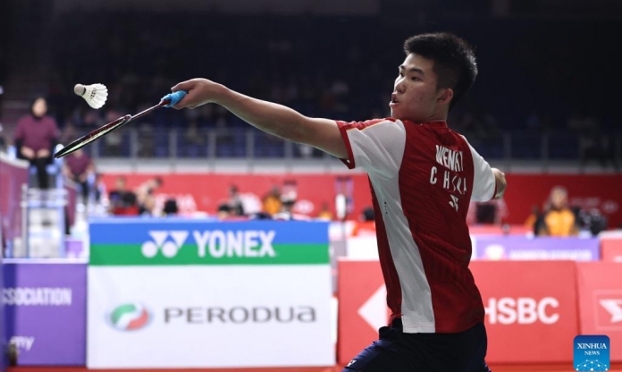 VĐV cầu lông Trung Quốc tạo địa chấn, thắng sốc Kento Momota và số 2 thế giới