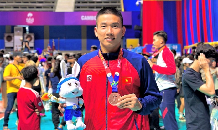Đã đến nơi thi đấu, Quốc Duy vẫn bị loại khỏi tuyển Việt Nam ở phút chót