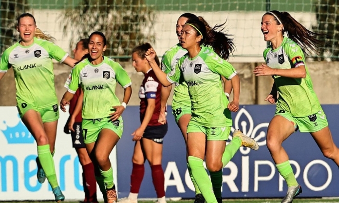Vừa ghi cú đúp, Huỳnh Như tiếp tục tạo nên 'cơn sốt' ở Lank FC